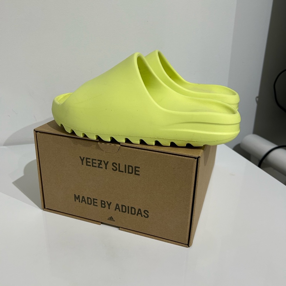 Yeezy Slide Green Glow